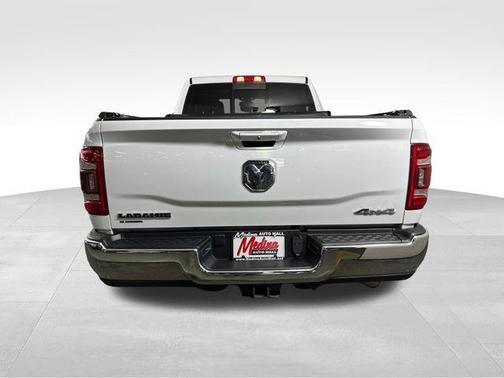 Bright White Clearcoat 2022 RAM 2500 Laramie