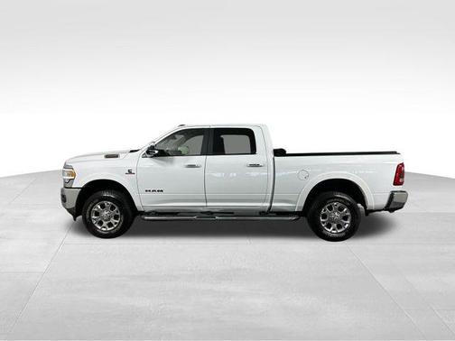 Bright White Clearcoat 2022 RAM 2500 Laramie