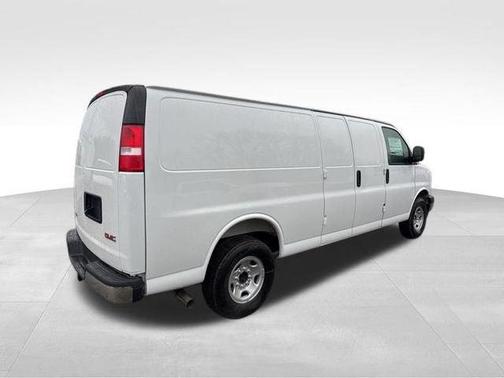 Summit White 2026 GMC Savana 3500 Work Van