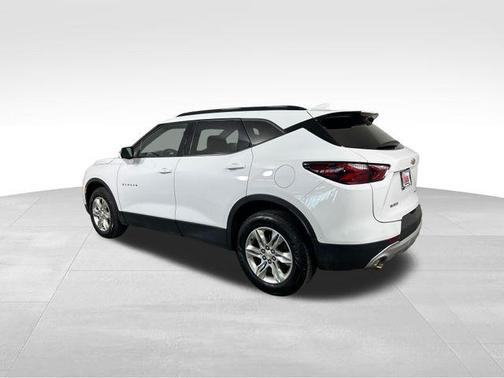 Summit White 2022 Chevrolet Blazer 2LT