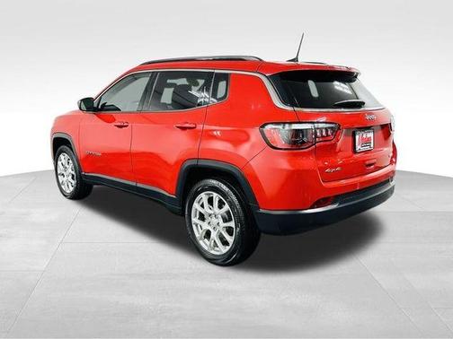 2023 Jeep Compass Latitude Lux
