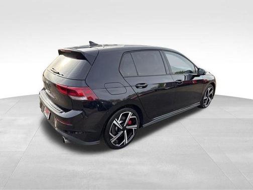 Deep Black Pearl Effect 2024 Volkswagen Golf GTI 2.0T SE