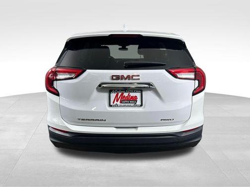 Summit White 2023 GMC Terrain SLE