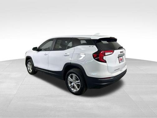 Summit White 2023 GMC Terrain SLE