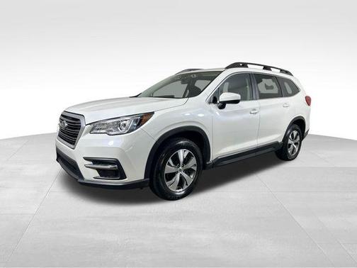 Crystal White Pearl 2022 Subaru Ascent Premium 7-Passenger