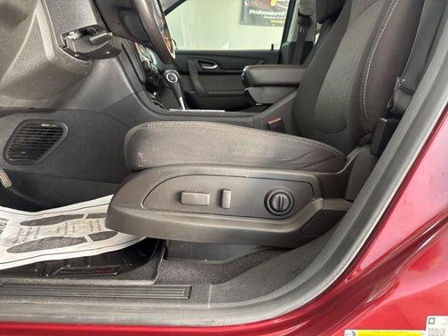 2017 Chevrolet Traverse 1LT