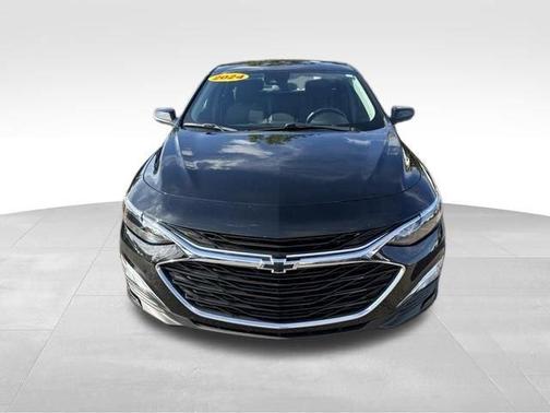 Mosaic Black Metallic 2024 Chevrolet Malibu RS