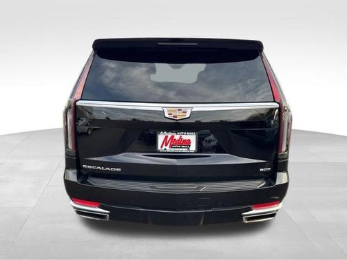 2024 Cadillac Escalade Premium Luxury