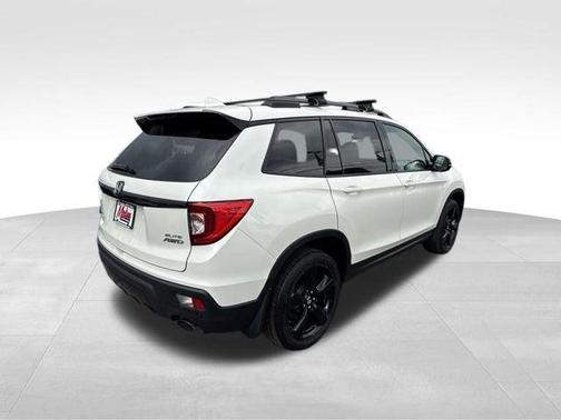 White Diamond Pearl 2019 Honda Passport Elite