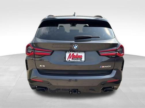 2022 BMW X3 M40i