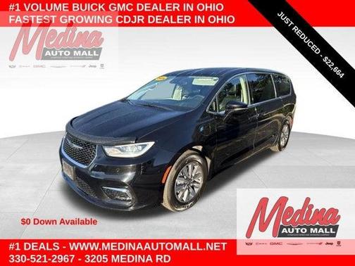 Diamond Black 2024 Chrysler Pacifica Hybrid Select