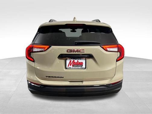 Desert Sand Metallic 2023 GMC Terrain SLT