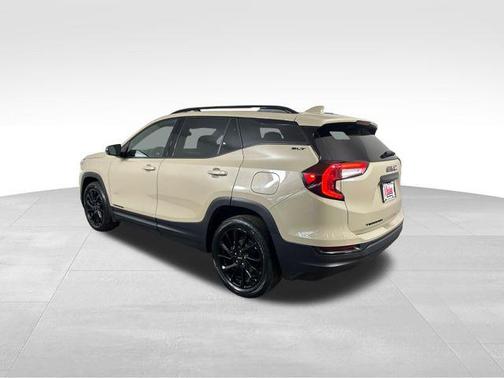 Desert Sand Metallic 2023 GMC Terrain SLT