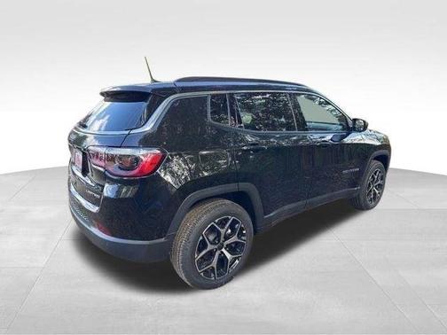 Diamond Black 2026 Jeep Compass Limited