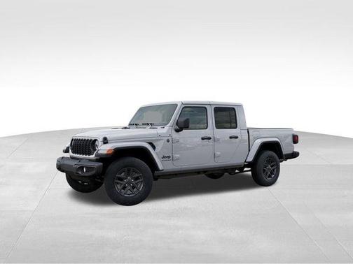 Bright White Clearcoat 2026 Jeep Gladiator Sport