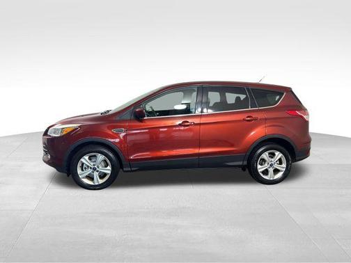 Ruby Red Metallic Tinted Clearcoat 2015 Ford Escape SE