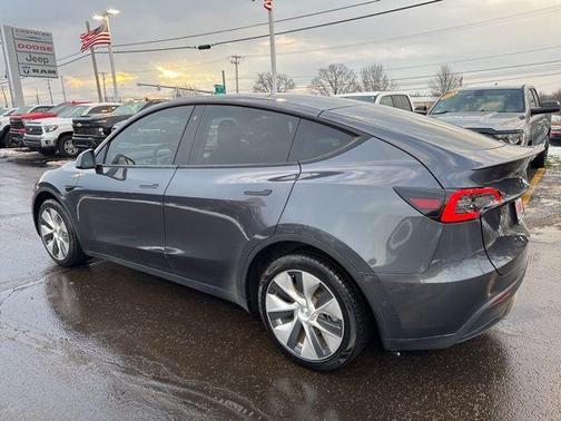 2020 Tesla Model Y Long Range