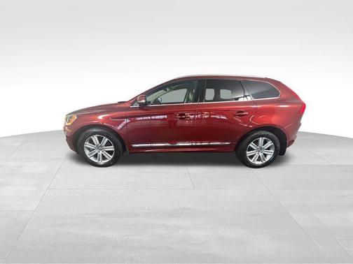 Flamenco Red Metallic 2016 Volvo XC60 T6 Drive-E