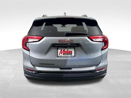 Sterling 2024 GMC Terrain SLE