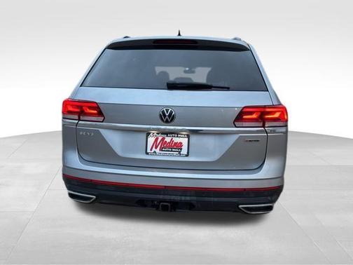 2022 Volkswagen Atlas 3.6L SE w/Technology