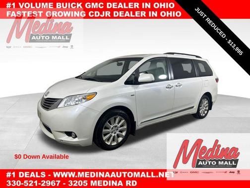 Super White 2016 Toyota Sienna XLE