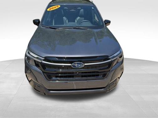 Magnetite Gray Metallic 2025 Subaru Forester Touring