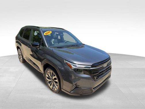 Magnetite Gray Metallic 2025 Subaru Forester Touring