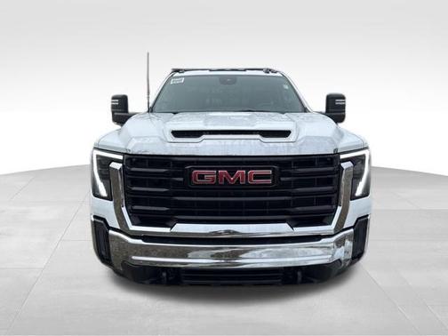 Summit White 2026 GMC Sierra 3500 Pro