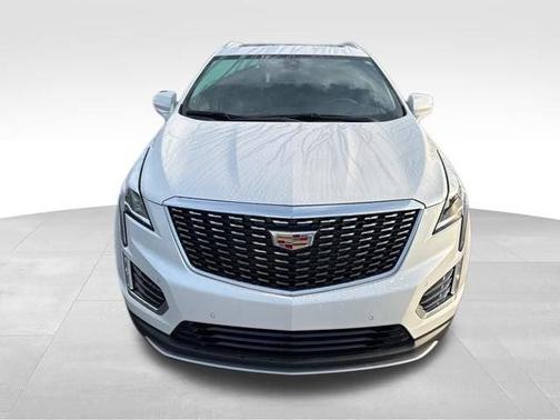 Crystal White Tri-Coat 2023 Cadillac XT5 Premium Luxury
