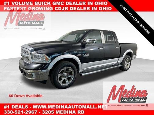 Brilliant Black Crystal Pearlcoat 2017 RAM 1500 Laramie