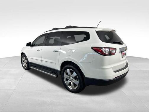 White 2015 Chevrolet Traverse LS
