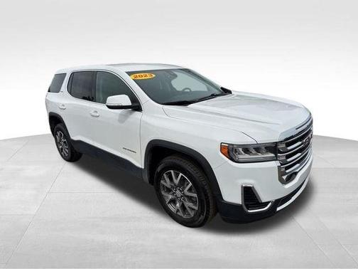Summit White 2023 GMC Acadia SLE