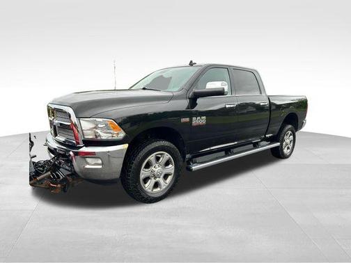 Brilliant Black Crystal Pearlcoat 2018 RAM 2500 Big Horn