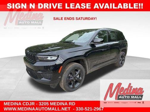 2025 Jeep Grand Cherokee Laredo