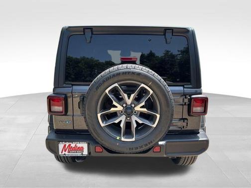 2025 Jeep Wrangler 4xe Sport