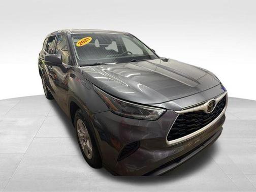 Magnetic Gray Metallic 2021 Toyota Highlander L