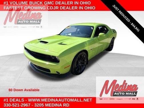 Sublime Clearcoat Metallic 2023 Dodge Challenger R/T Scat Pack