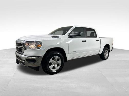 Bright White Clearcoat 2023 RAM 1500 Big Horn