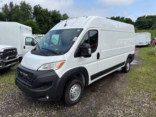 Bright White Clearcoat 2026 RAM ProMaster 2500 High Roof