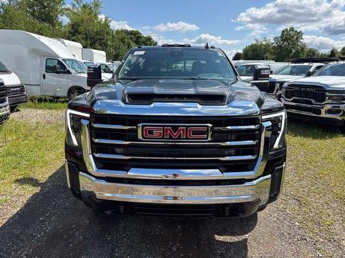 Onyx Black 2026 GMC Sierra 2500 SLT