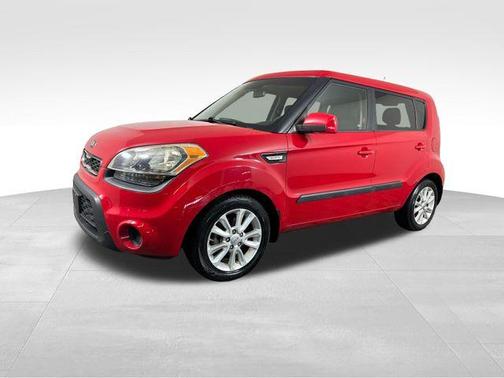 Molten 2013 Kia Soul Base