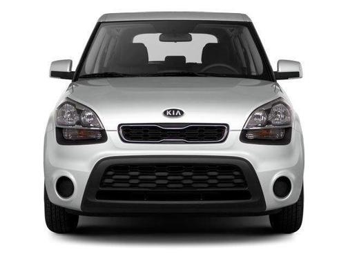 Molten 2013 Kia Soul Base