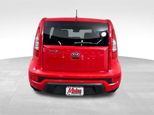 Molten 2013 Kia Soul Base