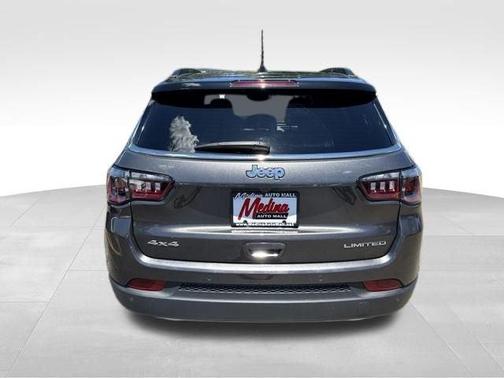 Granite Crystal Clearcoat Metallic 2023 Jeep Compass Limited