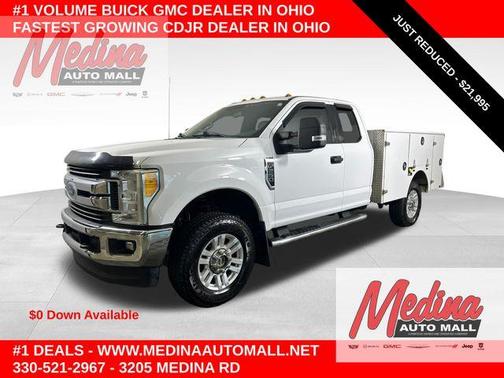 Oxford White 2017 Ford F-250 XLT