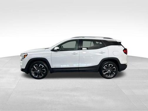 Summit White 2023 GMC Terrain SLT