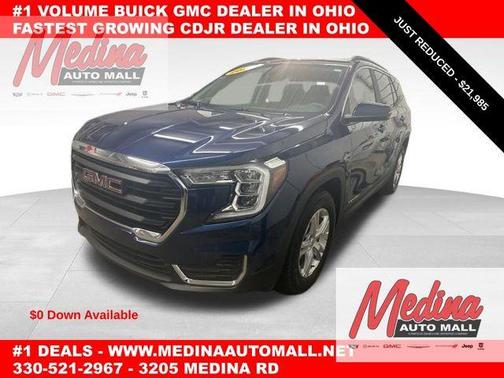Marine Metallic 2023 GMC Terrain SLE