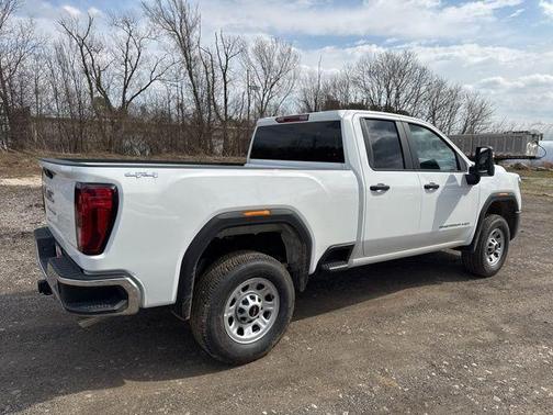 Summit White 2026 GMC Sierra 2500 Pro