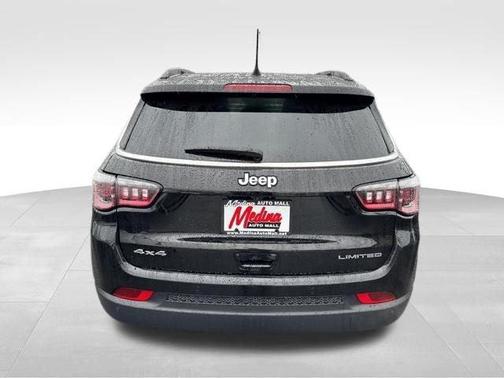 Diamond Black 2024 Jeep Compass Limited