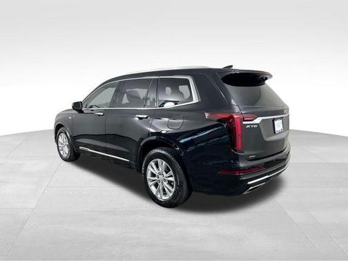 Stellar Black Metallic 2023 Cadillac XT6 Luxury AWD